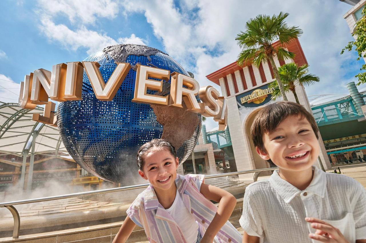 Resorts World Sentosa - Hard Rock Hotel Singapur Exterior foto Universal Studios Singapore